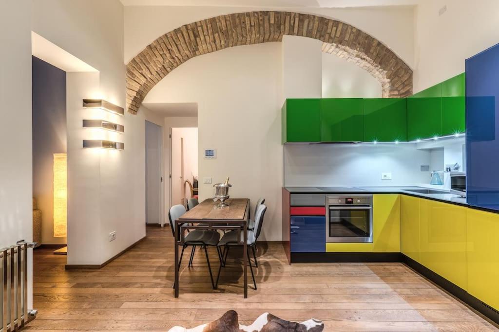 Appartamento Domus Mondrian Luxury House Roma Esterno foto