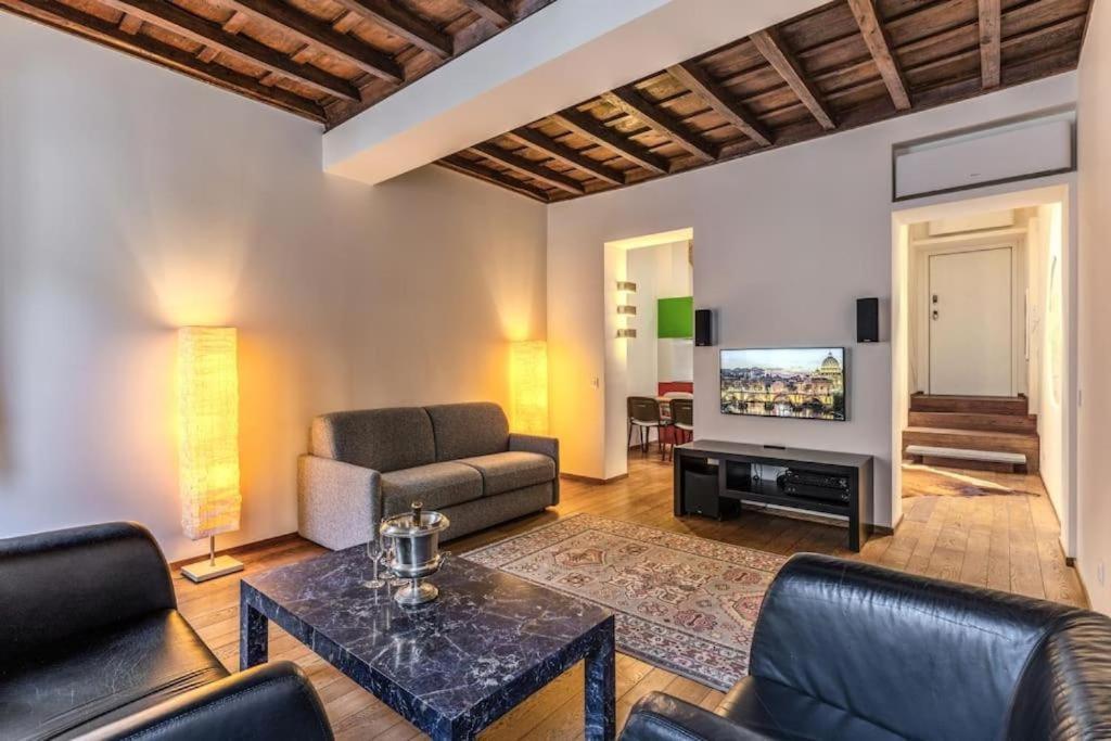 Appartamento Domus Mondrian Luxury House Roma Esterno foto